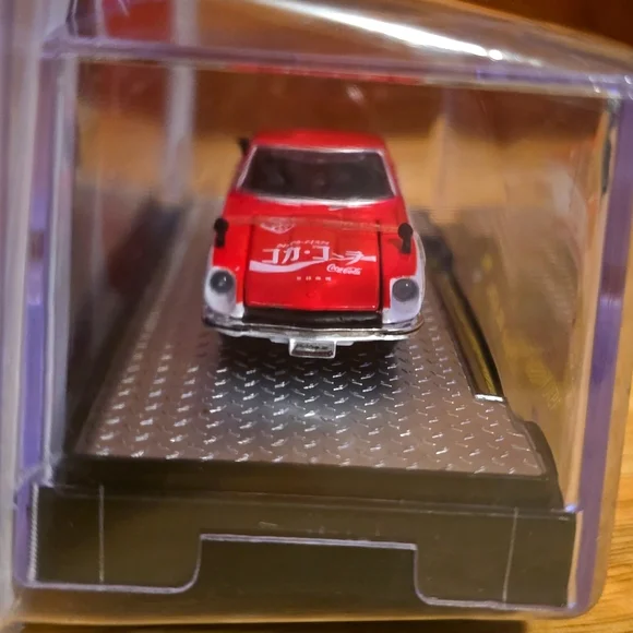 M2 Machines Coca Cola 1970 Nissan Fairlady Z432 - LIMITED EDITION - Picture 3 of 8